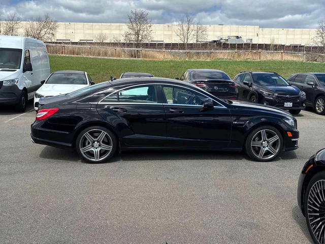 Mercedes-Benz CLS 63 AMG * FULLMAX* ГЛАВНО ПРЕДСТАВИТЕЛСТВО НА MERCEDES* - автомобили, коли, обяви за нови и употребявани 3