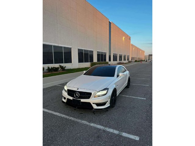 Mercedes-Benz CLS 63 AMG CARFAX/ЛЕНТИ/ПОДГРЕВ/ОБДУХ/ПАНОРАМА - автомобили, коли, обяви за нови и употребявани 0