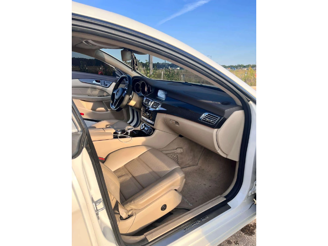 Mercedes-Benz CLS 63 AMG CARFAX/ЛЕНТИ/ПОДГРЕВ/ОБДУХ/ПАНОРАМА - автомобили, коли, обяви за нови и употребявани 11