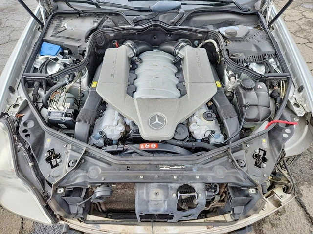 Mercedes-Benz CLS 63 AMG 6.3 AMG - автомобили, коли, обяви за нови и употребявани 10