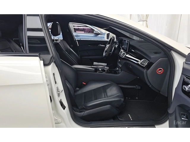 Mercedes-Benz CLS 63 AMG 4MATIC* HARMON* KARDON* ОБДУХВАНЕ* МАСАЖ* 360КАМЕР - автомобили, коли, обяви за нови и употребявани 12