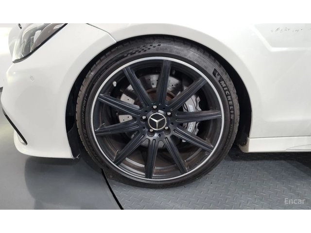 Mercedes-Benz CLS 63 AMG 4MATIC* HARMON* KARDON* ОБДУХВАНЕ* МАСАЖ* 360КАМЕР - автомобили, коли, обяви за нови и употребявани 4