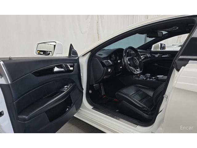 Mercedes-Benz CLS 63 AMG 4MATIC* HARMON* KARDON* ОБДУХВАНЕ* ДИСТРОНИК* 360К - автомобили, коли, обяви за нови и употребявани 4