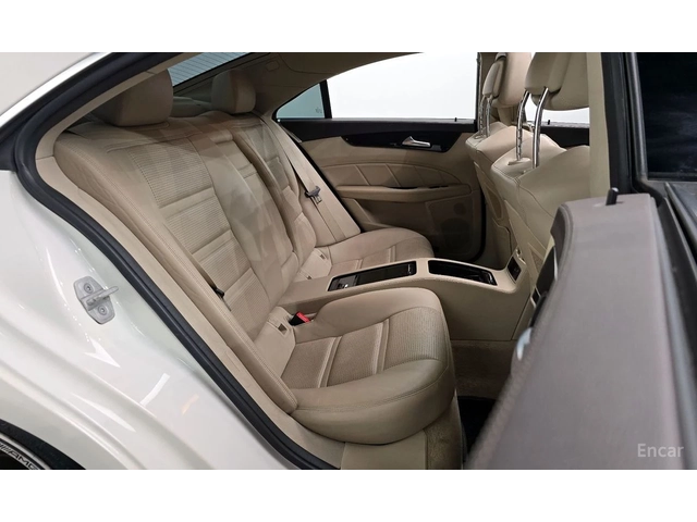 Mercedes-Benz CLS 63 AMG S* 4MATIC* HARMON* KARDON* ОБДУХВАНЕ* ДИСТРОНИК* М - автомобили, коли, обяви за нови и употребявани 12