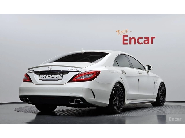 Mercedes-Benz CLS 63 AMG S* 4MATIC* HARMON* KARDON* ОБДУХВАНЕ* ДИСТРОНИК* М - автомобили, коли, обяви за нови и употребявани 1