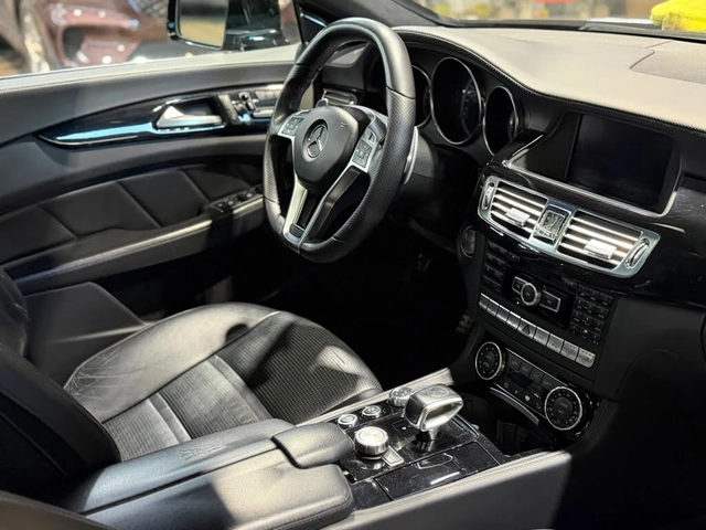 Mercedes-Benz CLS 63 AMG 4MATIC* КОЖА* ПОДГРЕВ* ОБДУХВ* BURMAST.* PANO* - автомобили, коли, обяви за нови и употребявани 5