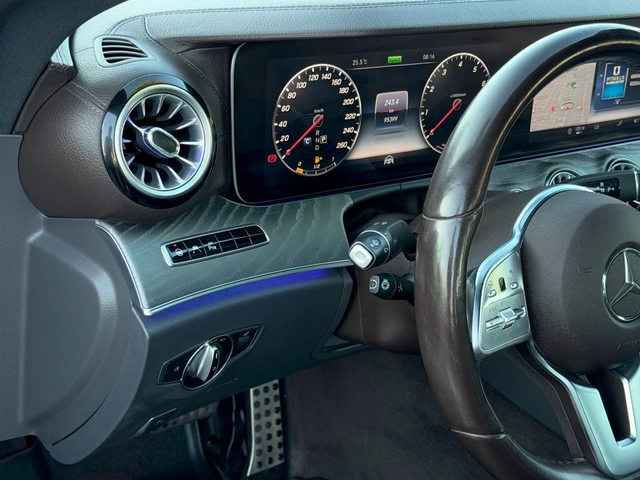 Mercedes-Benz CLS - автомобили, коли, обяви за нови и употребявани 6