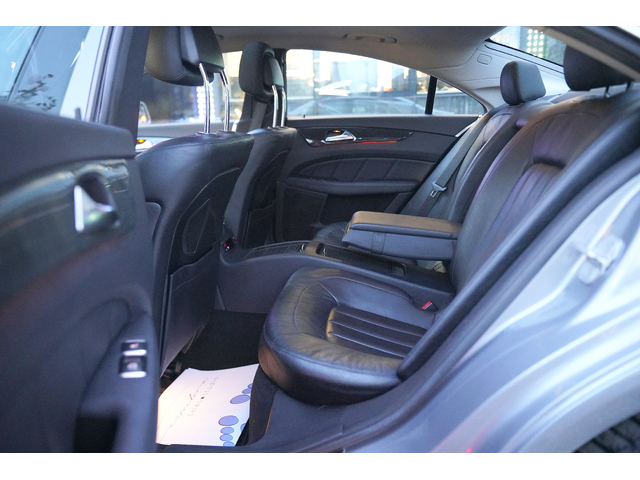 Mercedes-Benz CLS CLS 500 4Matic AMG Line - автомобили, коли, обяви за нови и употребявани 12