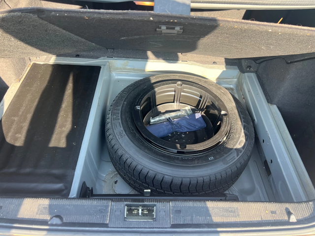 Mercedes-Benz E 200 E 200 ELEGANCE - автомобили, коли, обяви за нови и употребявани 15