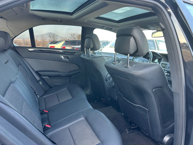 Mercedes-Benz E 200 AVANTGARDE* 184к.с* ПАНОРАМА* НАВИ - автомобили, коли, обяви за нови и употребявани 9