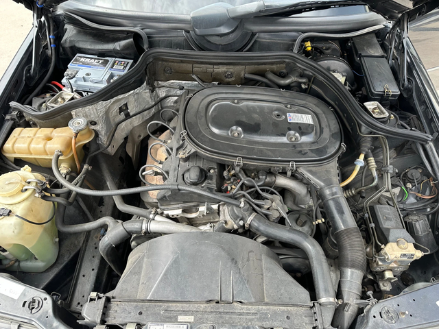 Mercedes-Benz E 200 - автомобили, коли, обяви за нови и употребявани 14