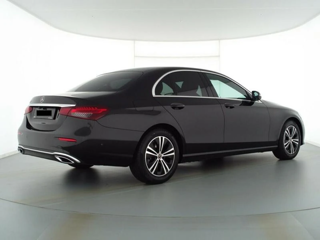 Mercedes-Benz E 200 Avantgarde - автомобили, коли, обяви за нови и употребявани 1