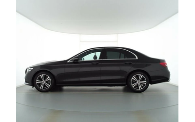 mercedes-benz-e-200 - 2