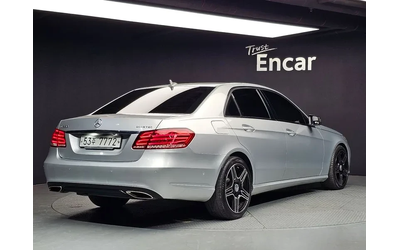 mercedes-benz-e-200 - 1