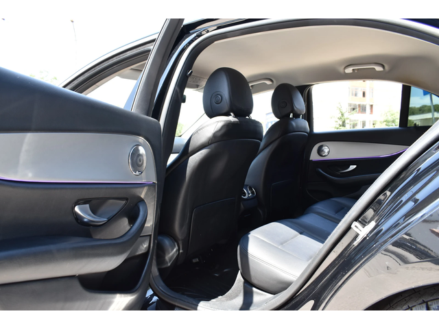 Mercedes-Benz E 200 - автомобили, коли, обяви за нови и употребявани 10