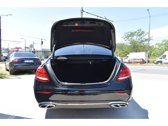 Mercedes-Benz E 200 - автомобили, коли, обяви за нови и употребявани 6