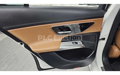 Mercedes-Benz E 200 - автомобили, коли, обяви за нови и употребявани 13