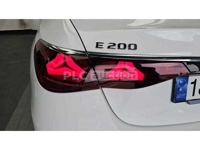 Mercedes-Benz E 200 - автомобили, коли, обяви за нови и употребявани 4
