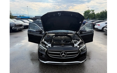 Mercedes-Benz E 200 DISTRONIK-LED-BIXENON-KAMERA-9скорости-3D - автомобили, коли, обяви за нови и употребявани 16