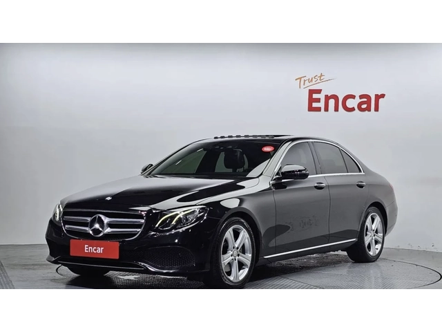 Mercedes-Benz E 200 - автомобили, коли, обяви за нови и употребявани 0