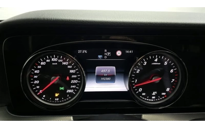 Mercedes-Benz E 200 - автомобили, коли, обяви за нови и употребявани 6
