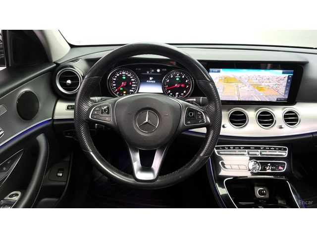 Mercedes-Benz E 200 Avangarde* КОЖА* НАВИ* ПАНО - автомобили, коли, обяви за нови и употребявани 10