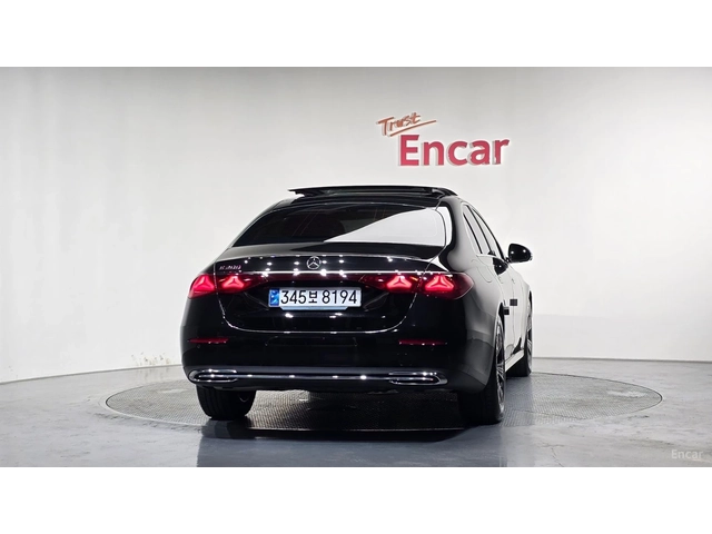 Mercedes-Benz E 200 ПАМЕТ* ПОДГРЕВ* ОБДУХВАНЕ* 360 КАМЕРА* - автомобили, коли, обяви за нови и употребявани 3