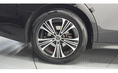 mercedes-benz-e-200 - 4