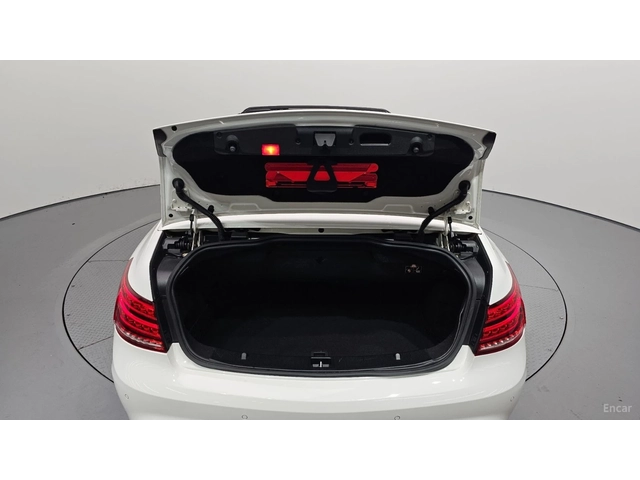 Mercedes-Benz E 200 Cabriolet* КОЖА* НАВИ* КАМЕРА - автомобили, коли, обяви за нови и употребявани 16