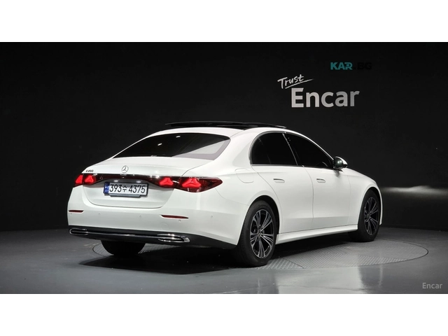 Mercedes-Benz E 200 ДИСТРОНИК* ПАМЕТ* ОБДУХВАНЕ* 4 ПОДГРЕВА* 360 КАМ - автомобили, коли, обяви за нови и употребявани 1
