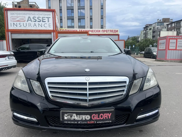 Mercedes-Benz E 200 benz/metan CNG - автомобили, коли, обяви за нови и употребявани 1
