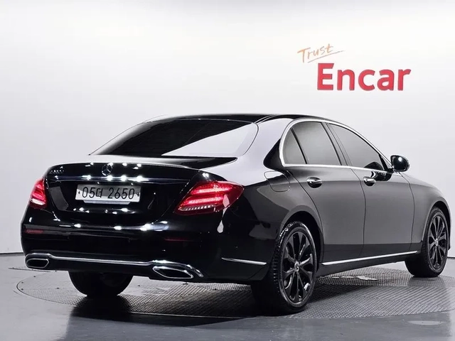 Mercedes-Benz E 200 - САМО 30% АВАНС - автомобили, коли, обяви за нови и употребявани 0