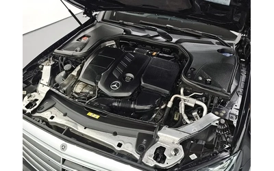 mercedes-benz-e-200 - 4