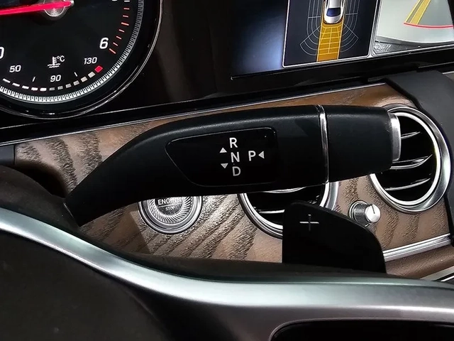 Mercedes-Benz E 200 - САМО 30% АВАНС - автомобили, коли, обяви за нови и употребявани 7