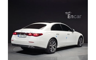 mercedes-benz-e-200 - 1