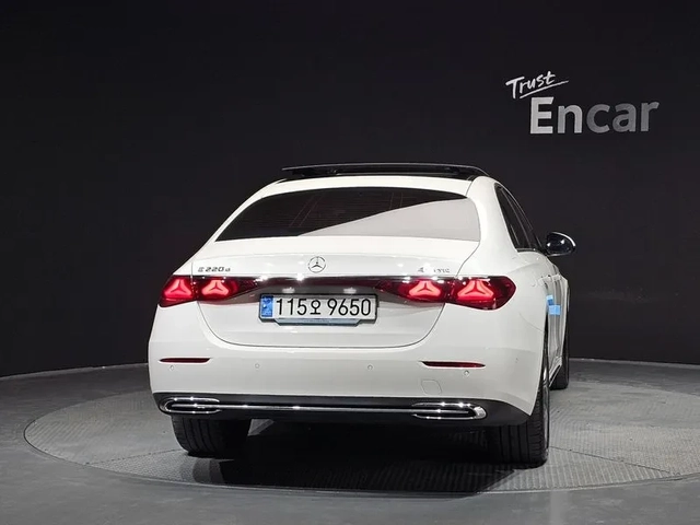Mercedes-Benz E 200 САМО 30% АВАНС - автомобили, коли, обяви за нови и употребявани 3