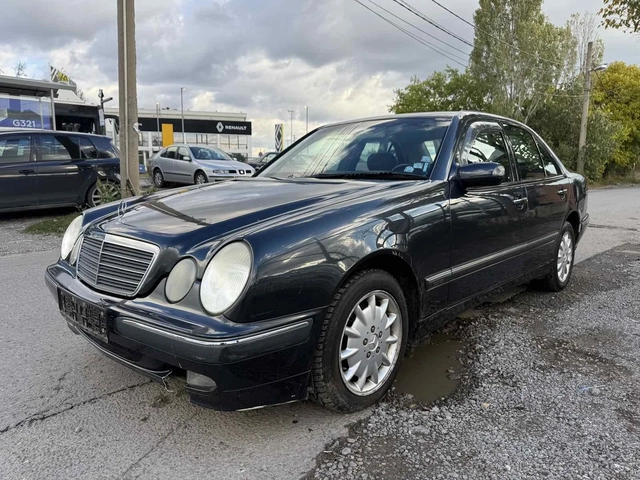 Mercedes-Benz E 200 GPL EURO3 - автомобили, коли, обяви за нови и употребявани 2