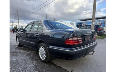 mercedes-benz-e-200 - 3