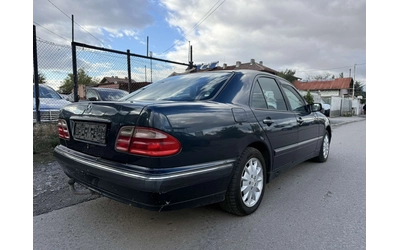 mercedes-benz-e-200 - 5