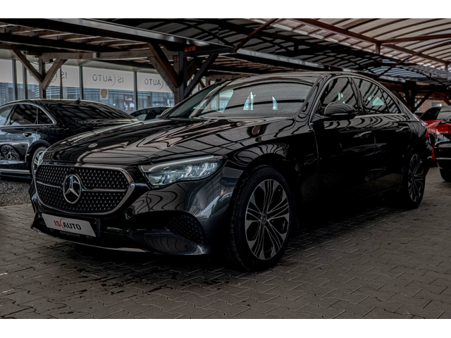 Mercedes-Benz E 200 Avantgarde/Virtual/Панорама/Подгрев/Камера - автомобили, коли, обяви за нови и употребявани 2