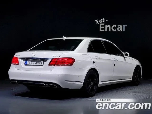 Mercedes-Benz E 220 E-Class W212 E220 CDI Avantgarde - автомобили, коли, обяви за нови и употребявани 1