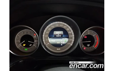 Mercedes-Benz E 220 E-Class W212 E220 CDI Avantgarde - автомобили, коли, обяви за нови и употребявани 7