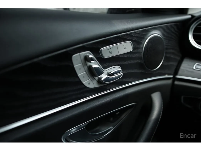 Mercedes-Benz E 220 E Class W213 E220D Avantgarde - автомобили, коли, обяви за нови и употребявани 11