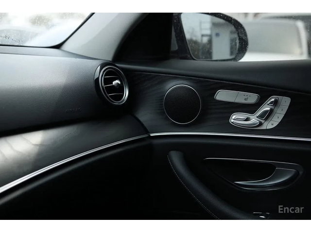 Mercedes-Benz E 220 E Class W213 E220D Avantgarde - автомобили, коли, обяви за нови и употребявани 12
