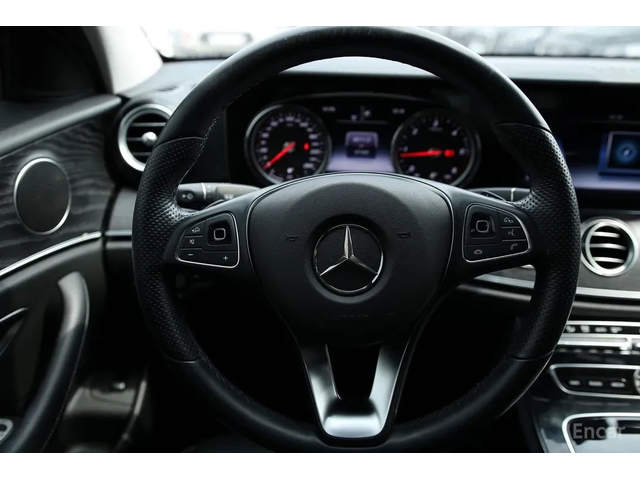 Mercedes-Benz E 220 E Class W213 E220D Avantgarde - автомобили, коли, обяви за нови и употребявани 8
