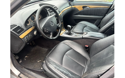 mercedes-benz-e-220 - 5