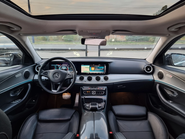 Mercedes-Benz E 220 BRABUS // 360 камера //DISTRONIC PLUS - автомобили, коли, обяви за нови и употребявани 13