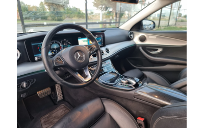 Mercedes-Benz E 220 BRABUS // 360 камера //DISTRONIC PLUS - автомобили, коли, обяви за нови и употребявани 9