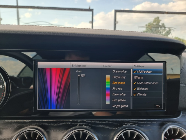 Mercedes-Benz E 220 * Pano * BURMASTER * Distronic * Camera* KeyLess G - автомобили, коли, обяви за нови и употребявани 16