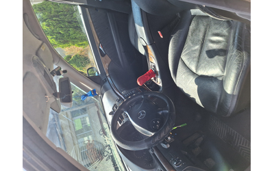 Mercedes-Benz E 220, 2003 г., 223 км, 150 к.с. - автомобили, коли, обяви за нови и употребявани 6